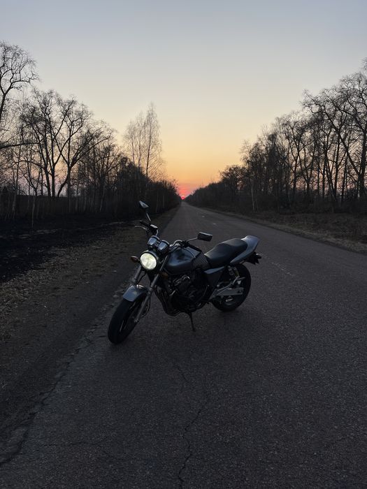 Мотоцикл Honda CB 400 SF