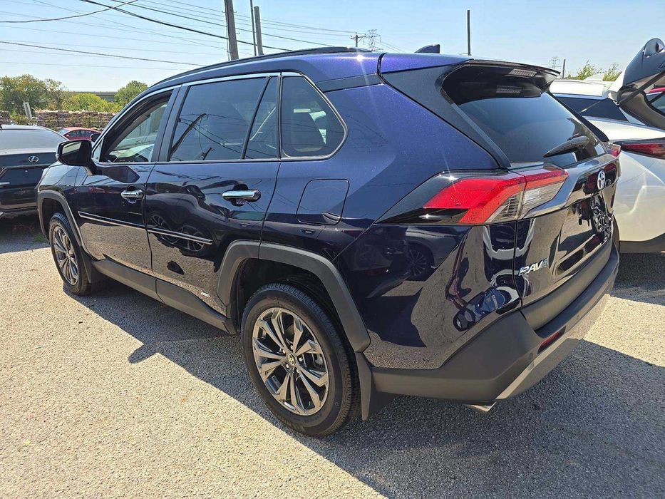 Toyota RAV4 Hybrid Limited 2024