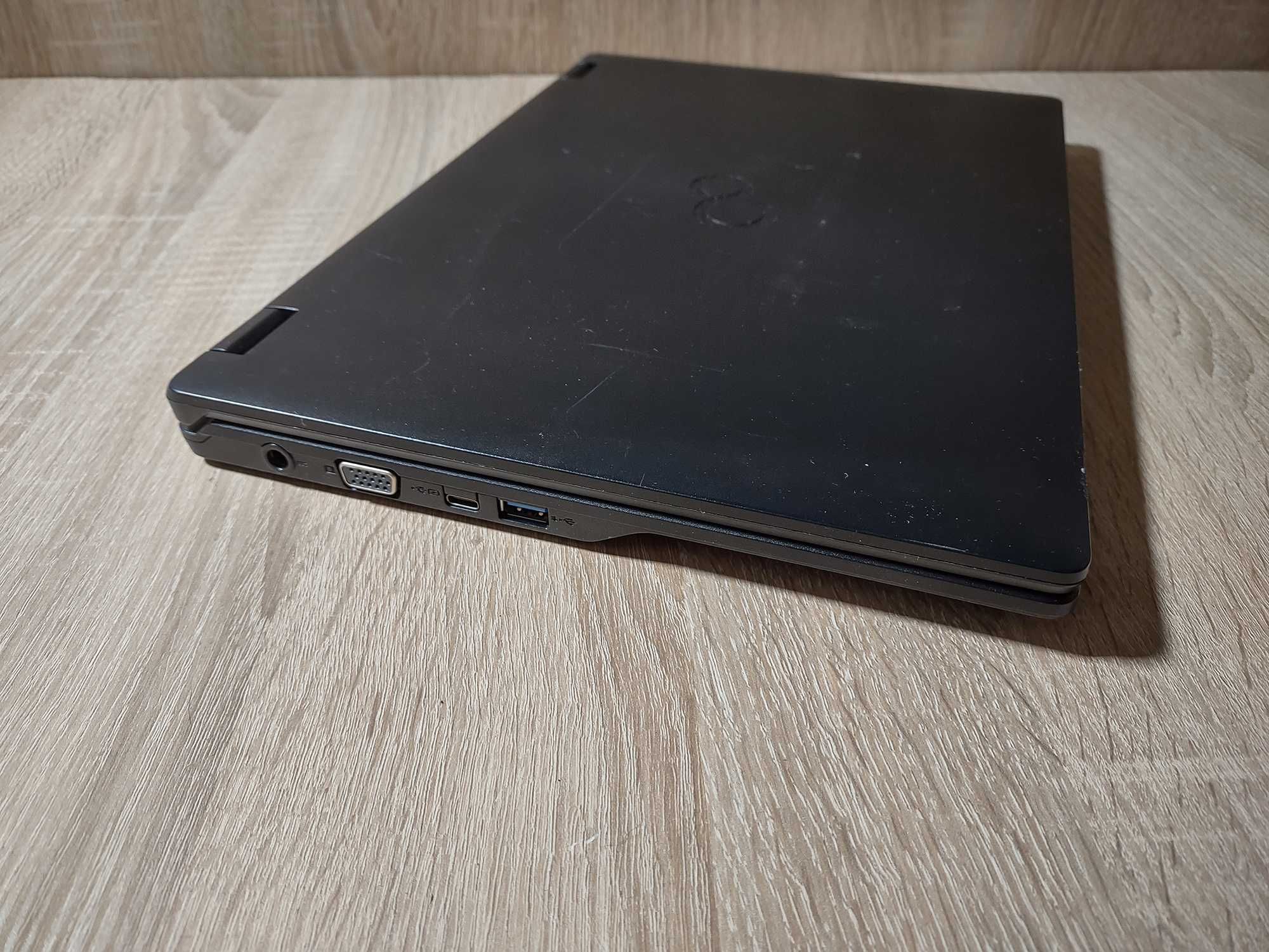 Ноутбук Fujitsu Lifebook e548 14"(HD) i5 8350u/16 GB/256 GB SSD