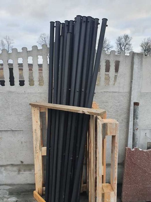 Słupki ogrodzeniowe do siatki, metalowe okrągłe, do paneli 3d 40x60