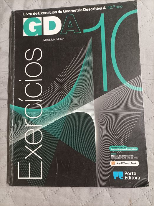 Livro de exercícios de Geometria Descritiva A