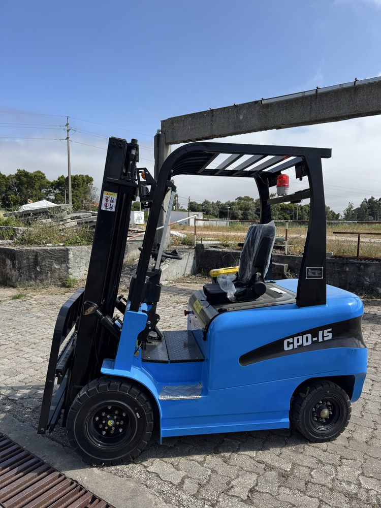 Empilhador 1.5ton eletrico novo