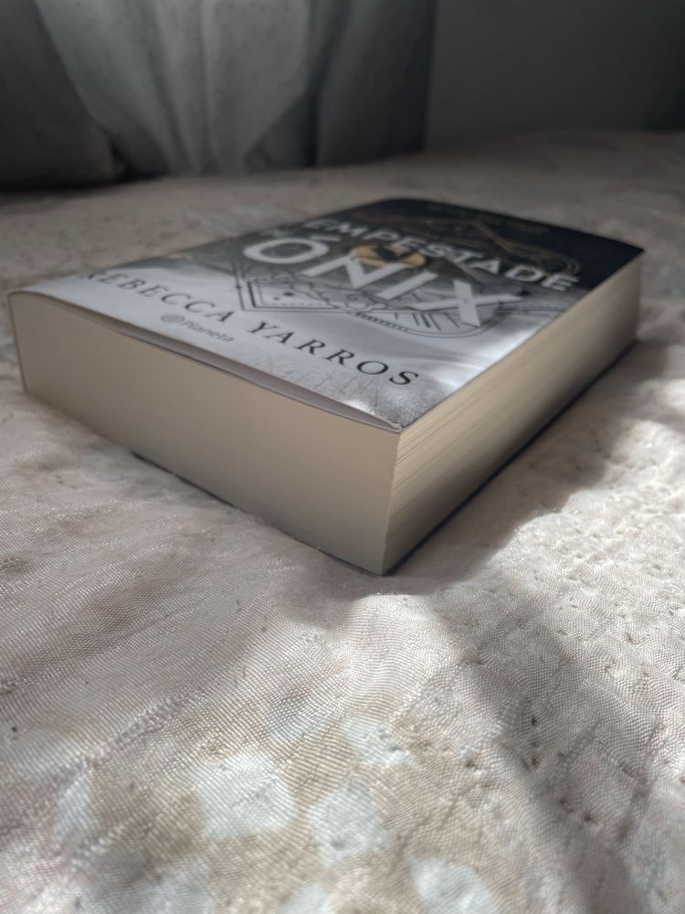 Livro Tempestade de Onix
