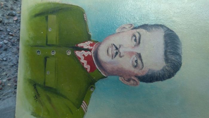 malowany obraz z 1955r żołnierz podoficer piechoty wymiar 37X49cm