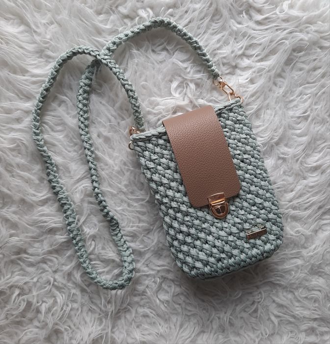 Mini torebka etui na telefon handmade pistacja mięta kawa skóra pasek