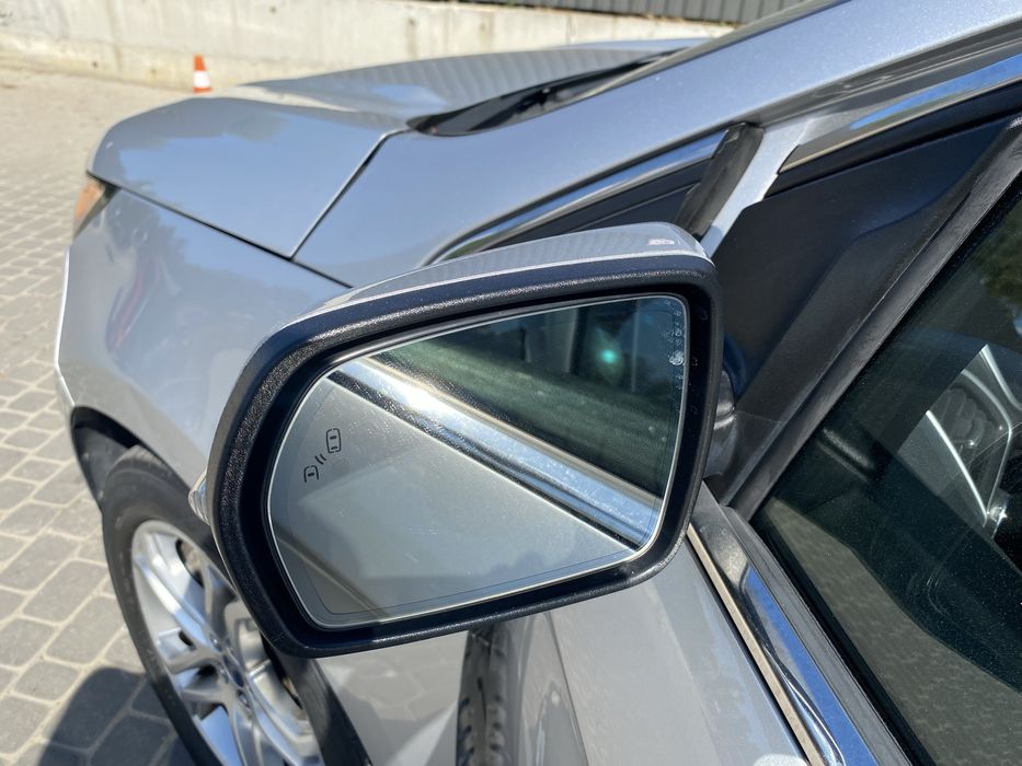 Ford edge TITANIUM