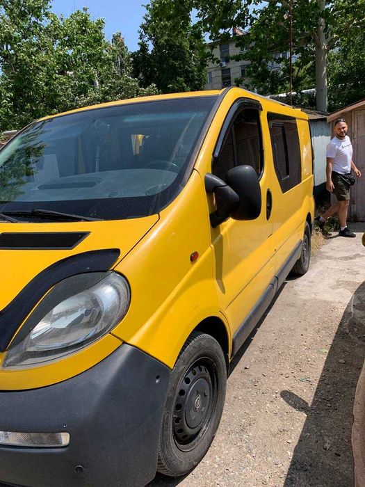 Продам Опель виваро