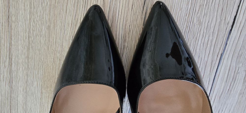 Nowe Śliczne Czarne Szpilki Na Wysokim Obcasie Roz. 44,5