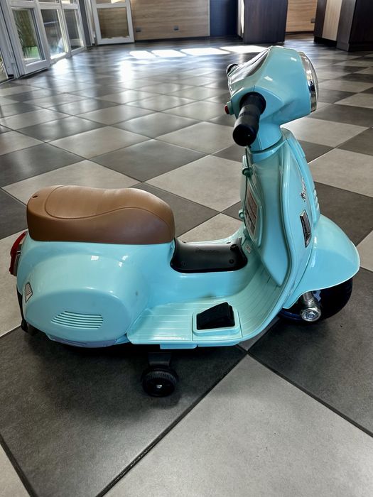 Дитячий електричний скутер