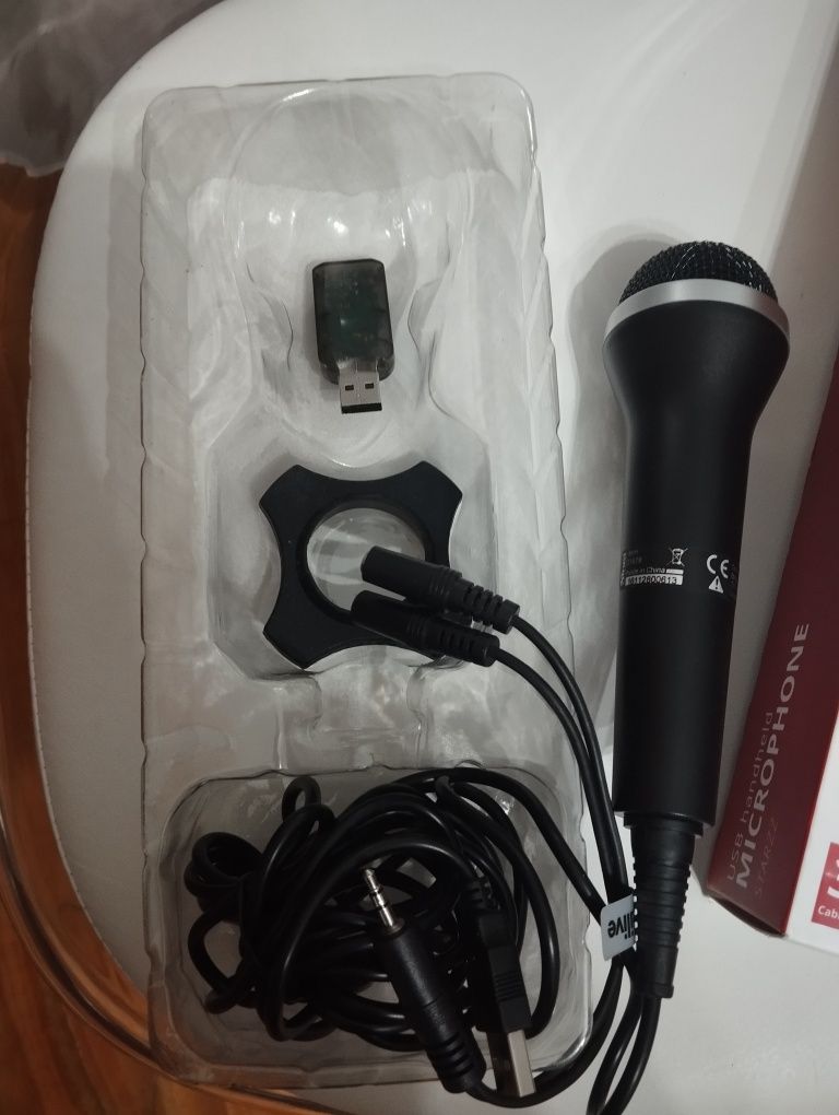 Mikrofon USB nowy.