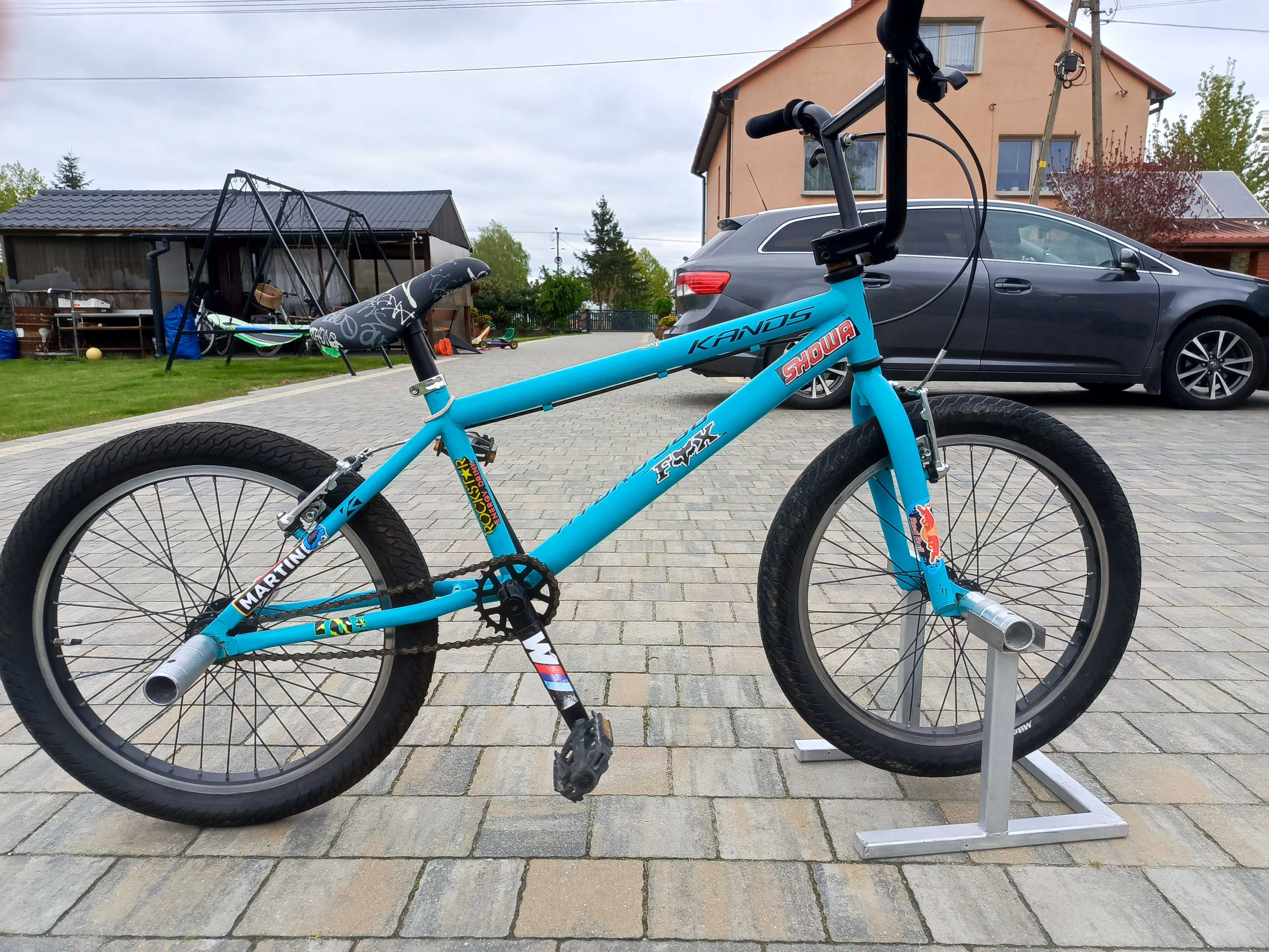 Rower BMX Kands 20 Hydro 360 r13 niebieski mat rama 13 cali koła 20 "