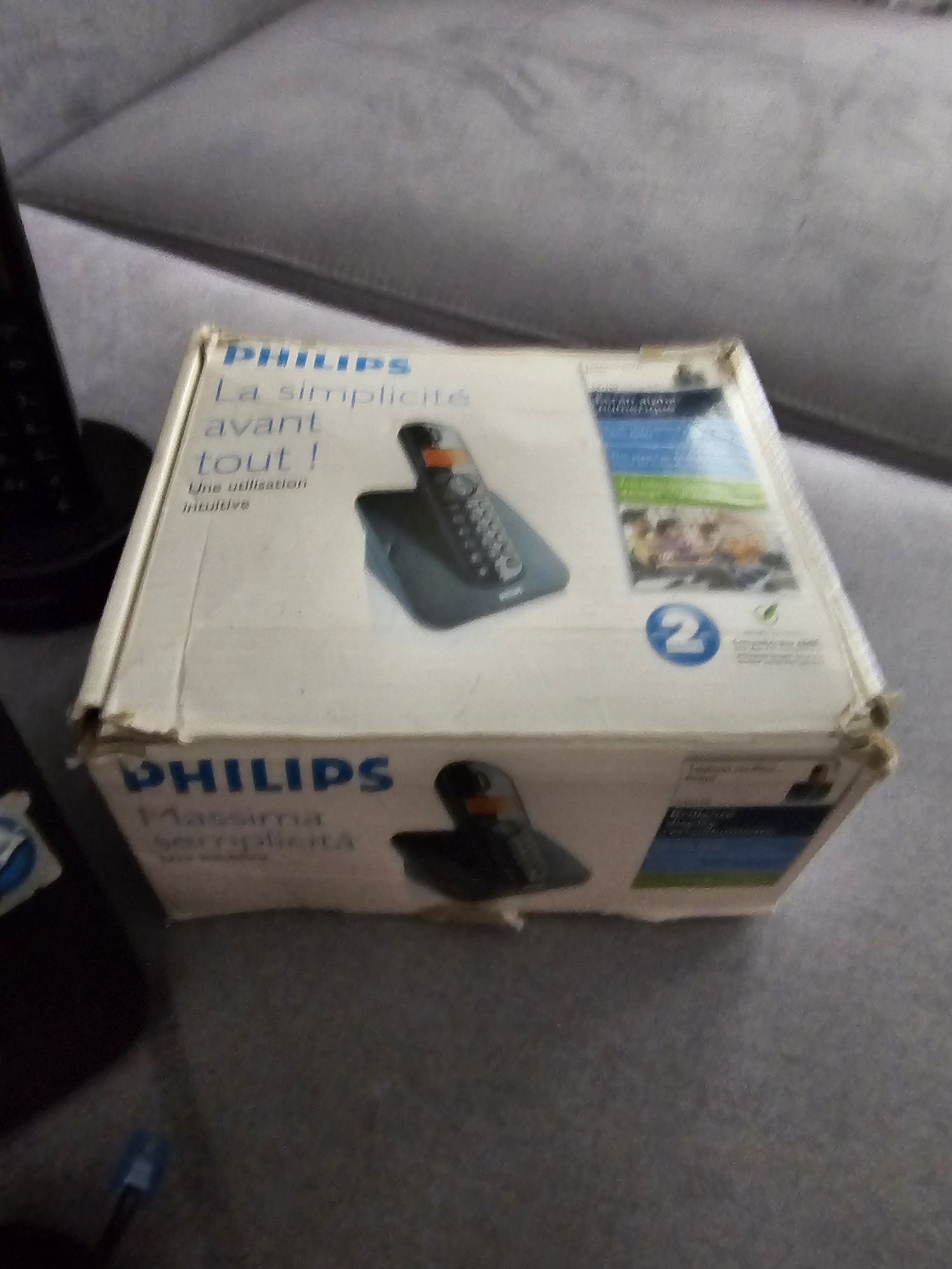 2  x Telefon stacjonarny Philips CD 150