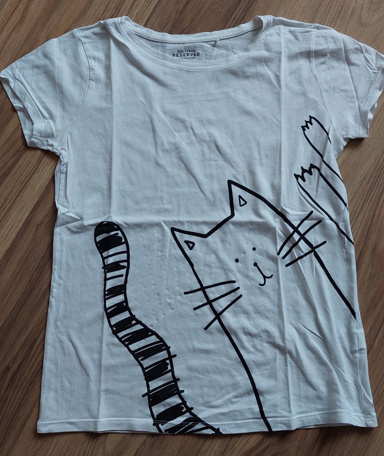 T-shirt biały z kotem