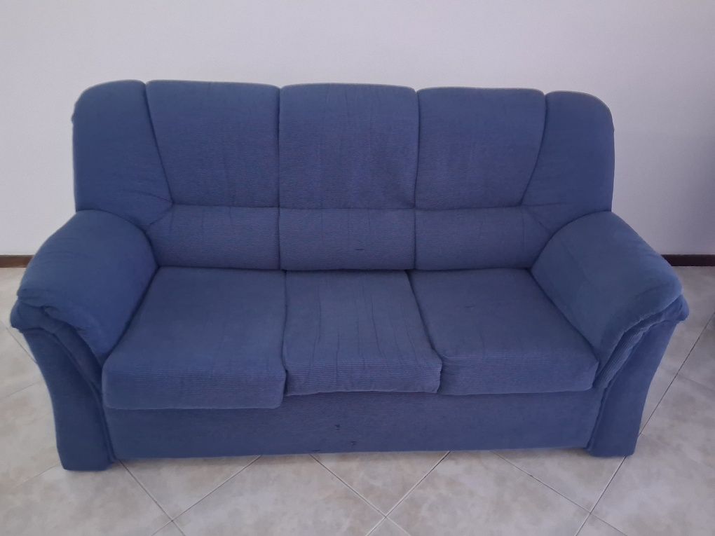 Sofá cama de 3 lugares mais 2 lugares adicionais