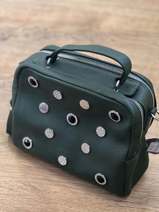 Стильна сумка зеленого кольору