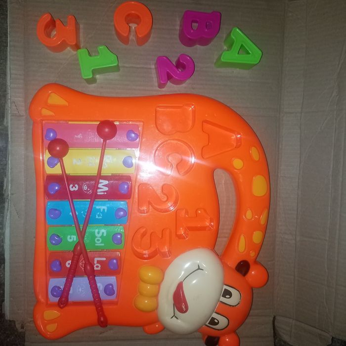 Ксилофон для дитини