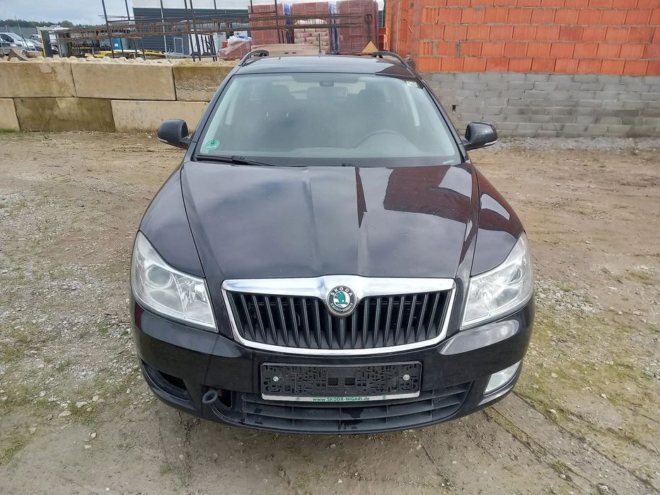 Skoda Octavia II Lakier(LF9R-1Z1Z) na części maska zderzak błotnik drzwi klapa