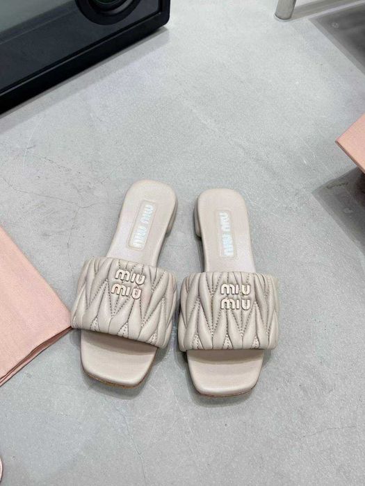 Buty, sandaly klapki, skora 1302