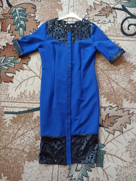 Сукня з кожаними  вставками