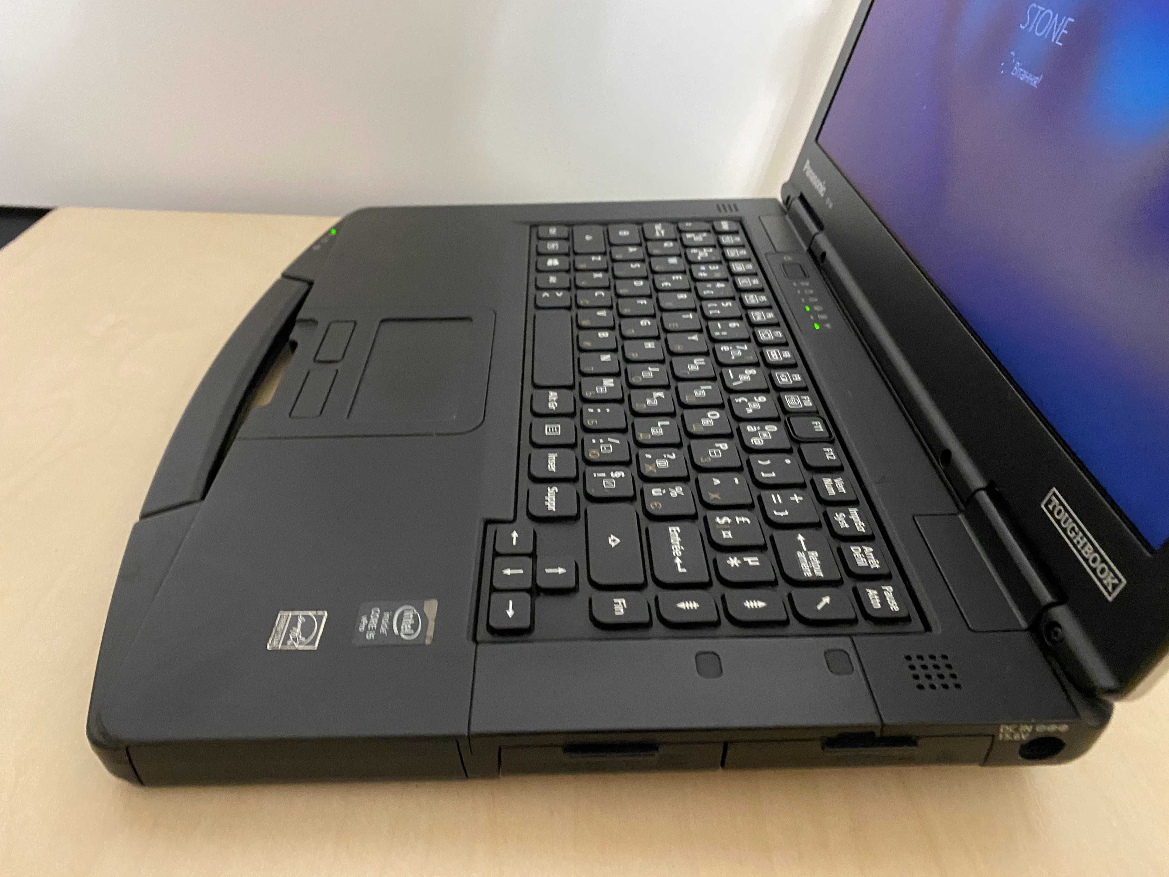 для ЗСУ FHD IPS Panasonic Toughbook CF-54  I5/8/256  є кількість