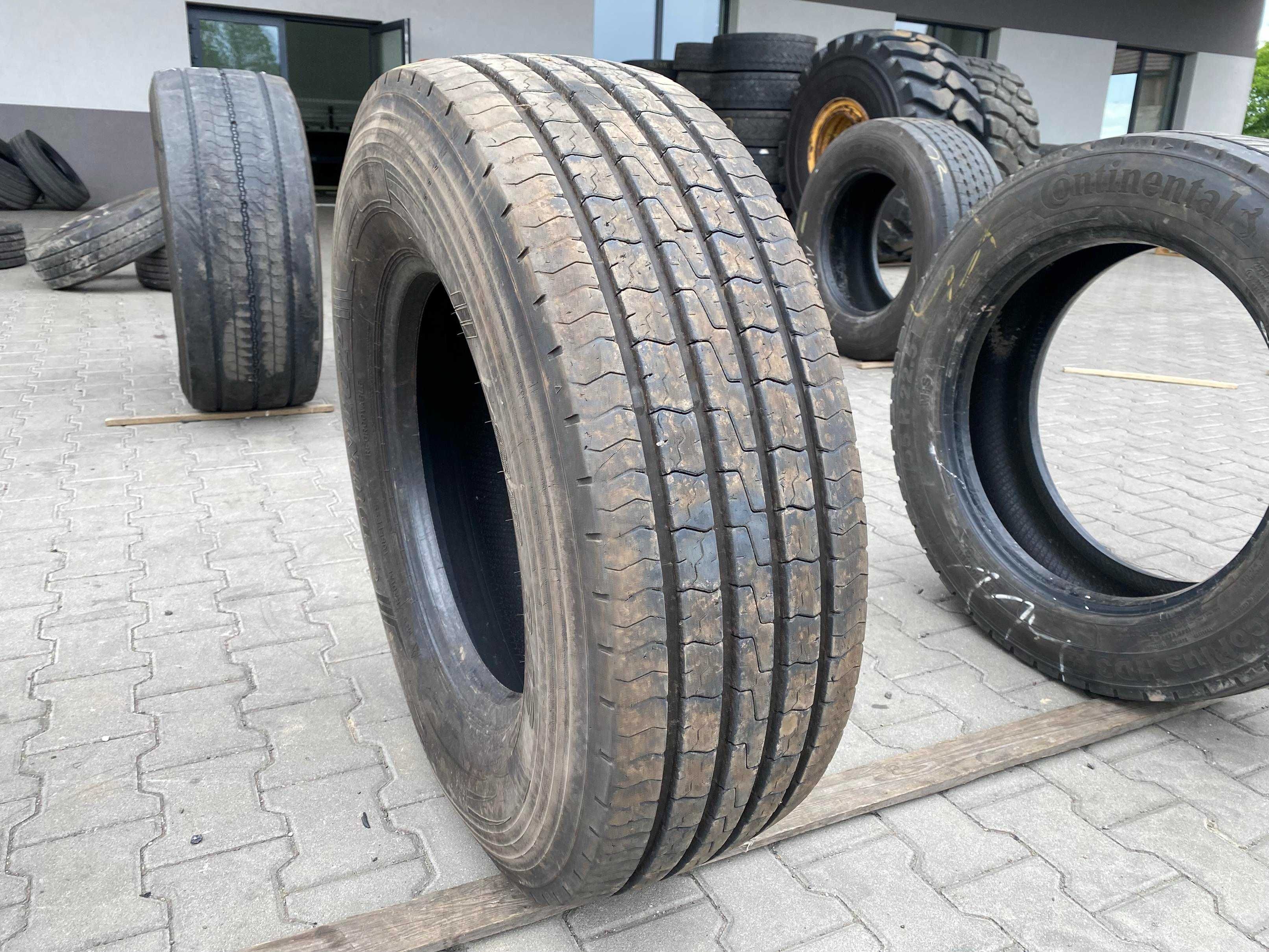 Opona 305/70R19.5 DUNLOP SP346 Przód 12-13mm