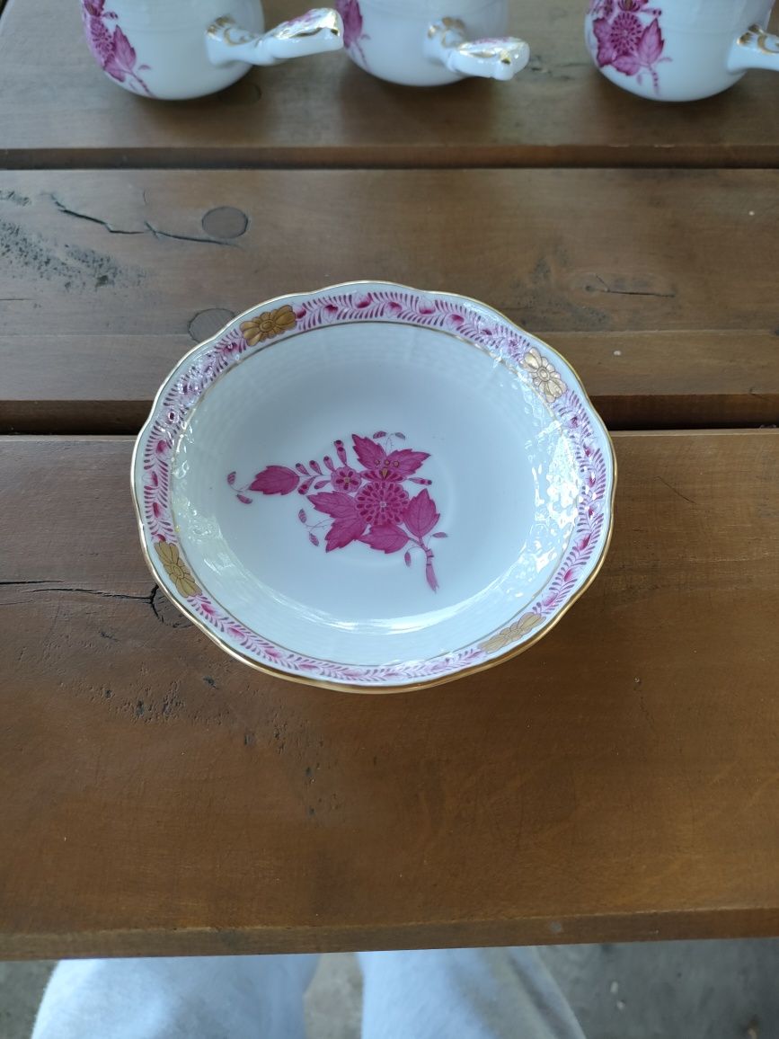 Zestaw kolekcjonerski porcelany Herend Apponyi różowy – lata 1948–1990