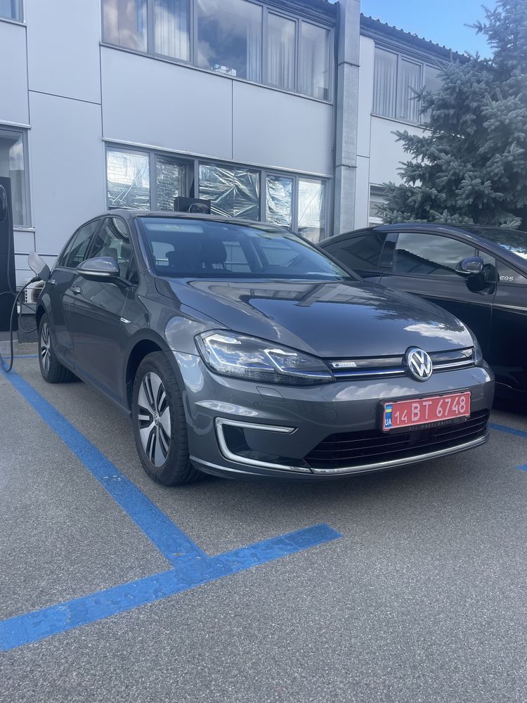 Автомобіль електро 2018 e-golf 36KWT