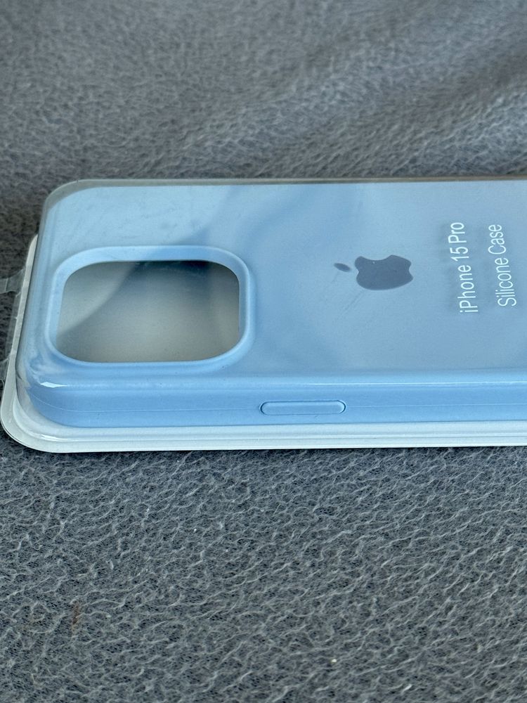 Etui silikonowe niebieskie do Iphone 15 pro