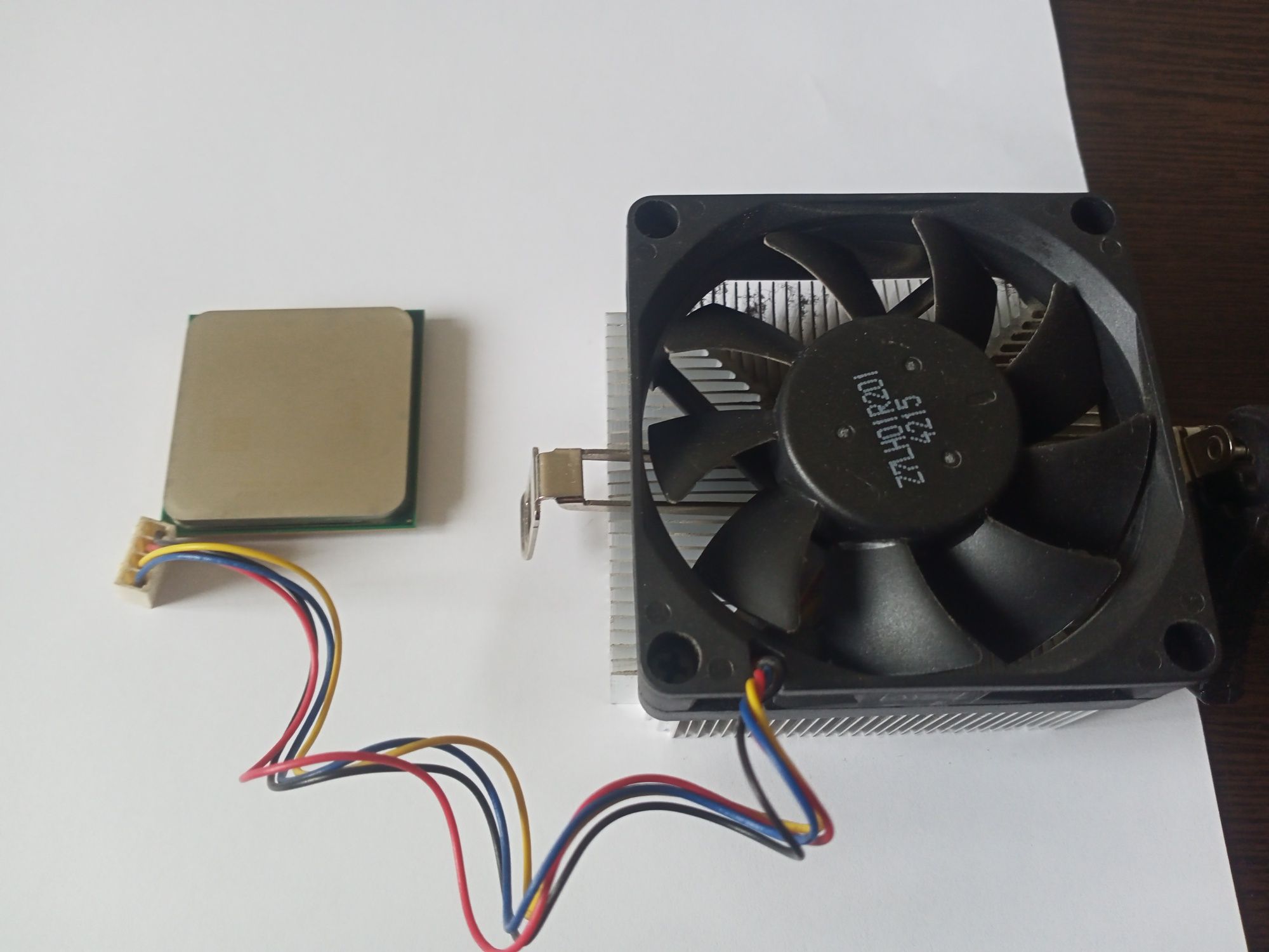 Процесор AMD A4-4000 FM2+