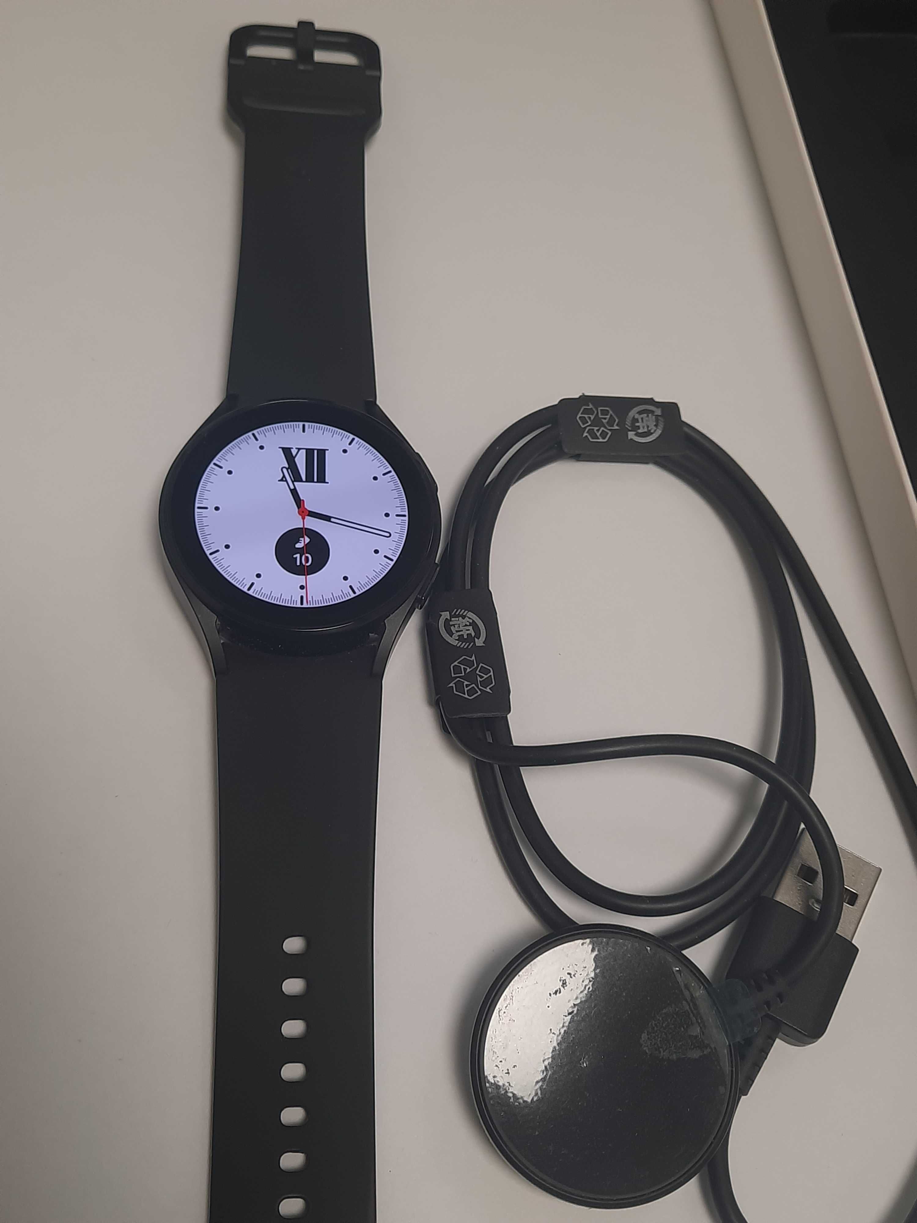 Смарт-часы Samsung Watch 4 40mm ( Смарт-часы Samsung R860 )