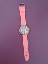 Różowy damski zegarek z cyrkoniami