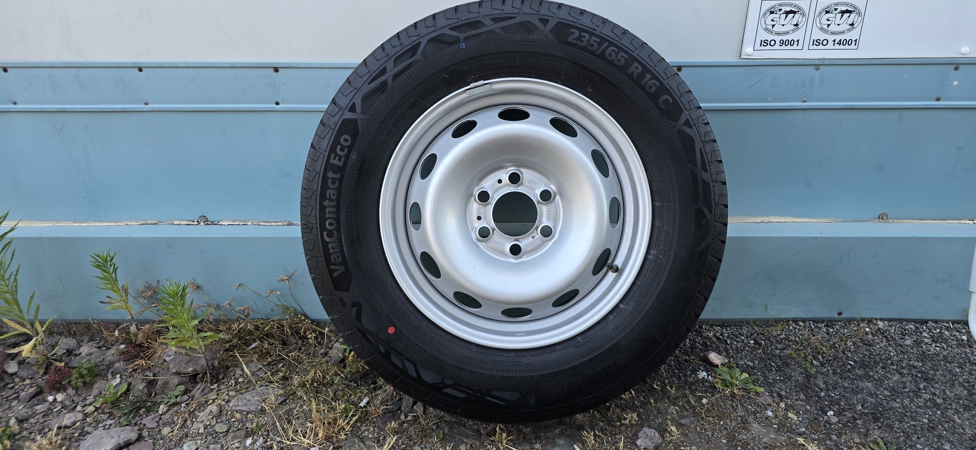 Opony z felgami  Ford Transit 235/65/16C
