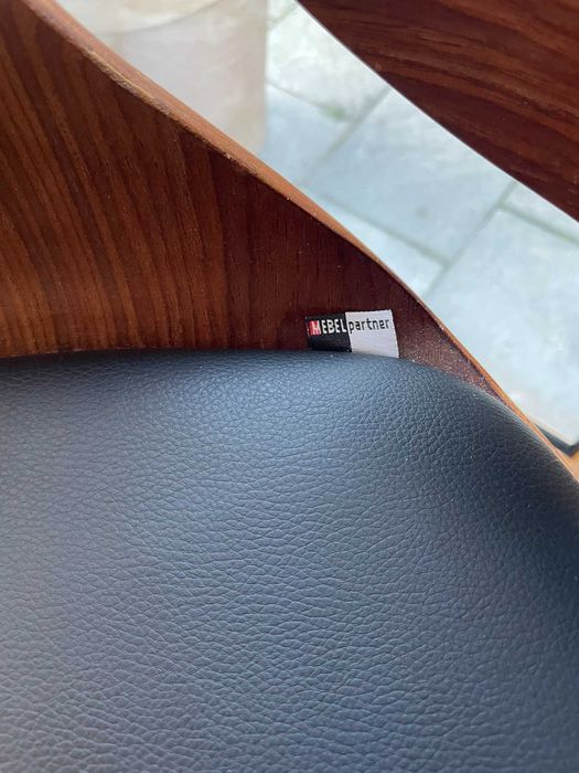 Fotel biurowy gięty z drewna ORZECH ENRIC SKÓRZANY Mebel Partner