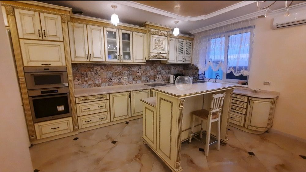 Продаж двохповерхової  квартири еліт-класу Новояворівськ
