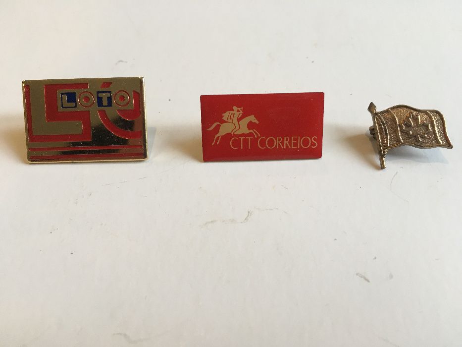 Pins de coleção e porta-chaves raros