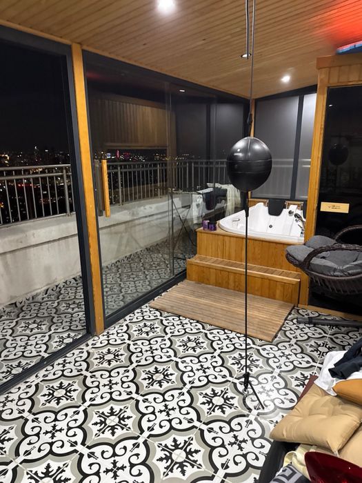 Шикартная квартира в Стамбуле, сауна , джакузи, терасса!!!