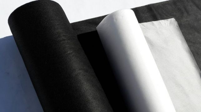 Agrowłóknina biała i czarna