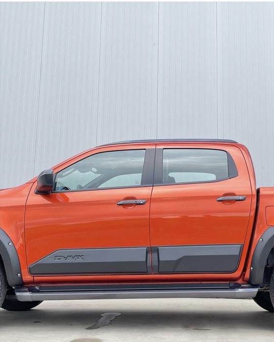 FRISOS DAS PORTAS ISUZU D-MAX