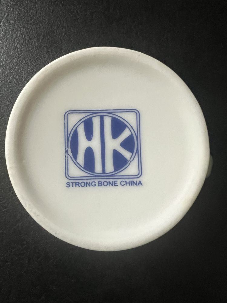 Kubek strong bone china