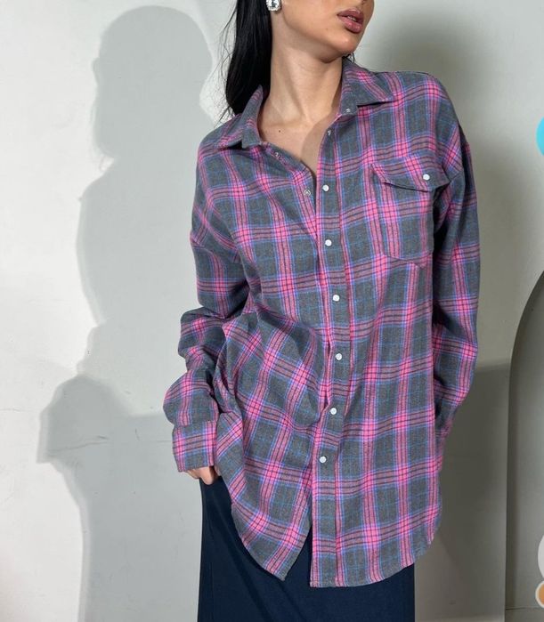 Стильна рубашка в клітинку