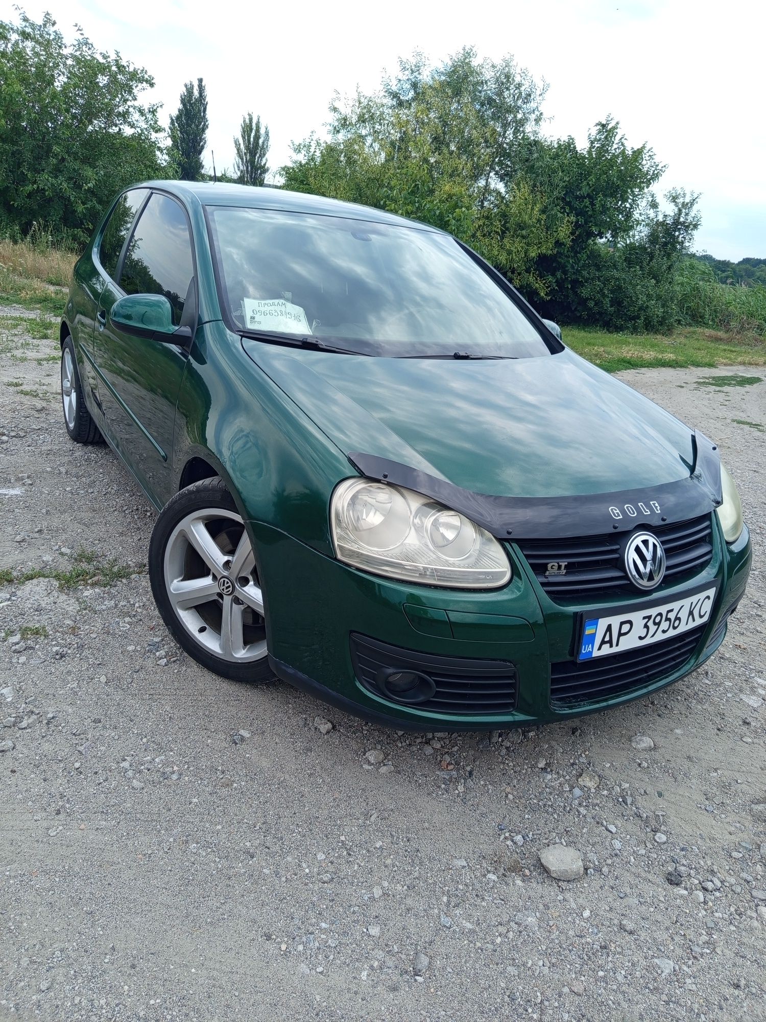 Volkswagen Golf 5 1.4 TURBO