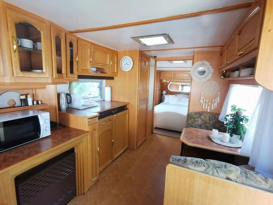 LMC 770 Lord  ODDZIELNA SYPIALNIA przedsionek DUŻA sucha, zadbana