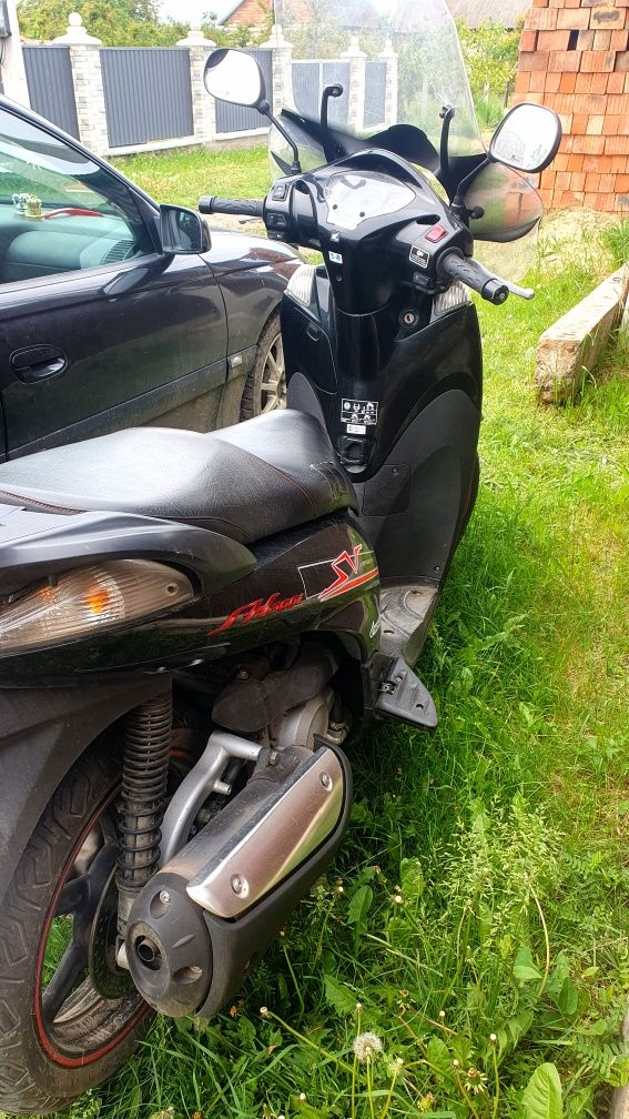 Продам Хонда SH 300i sport