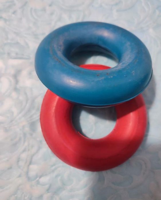 Тренажер еспандер-бублик для кисті з навантаженням 36 кг (80LB).