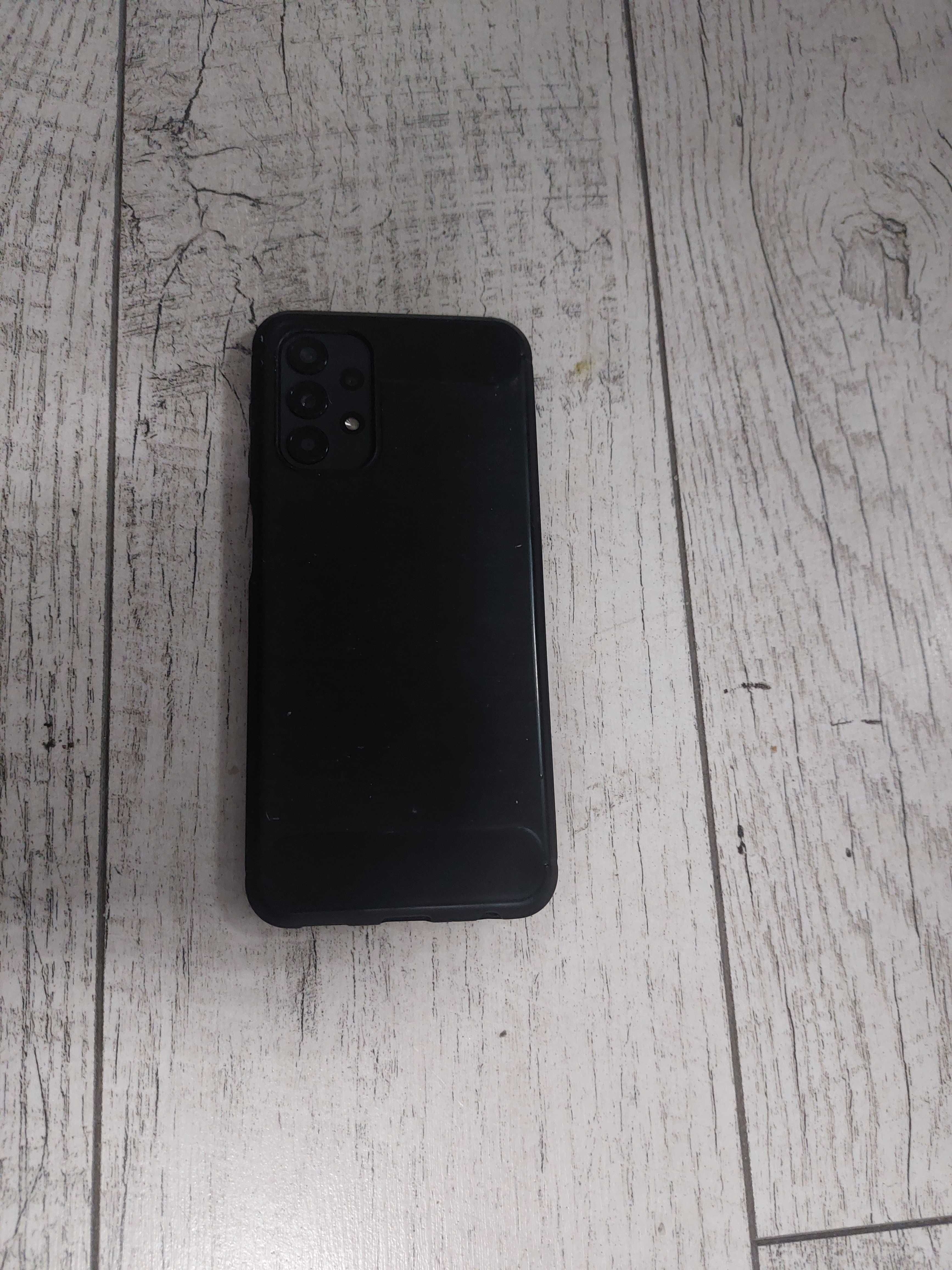 Samsung Galaxy A13 w fajnym stanie