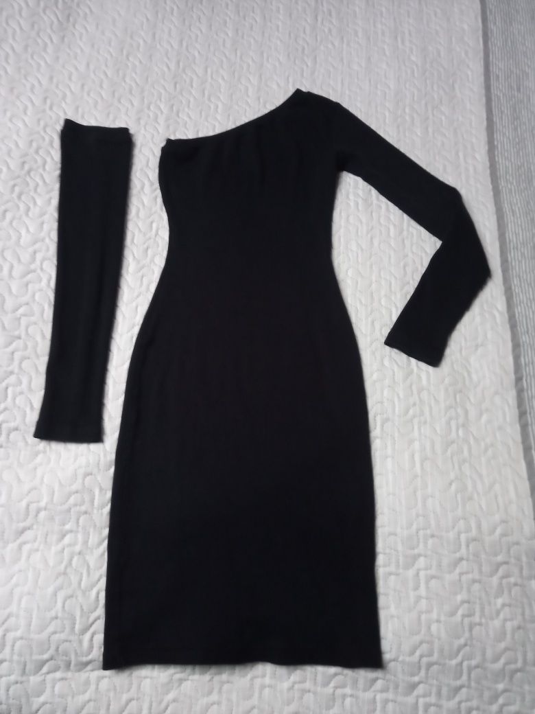 Czarna sukienka od Waszyla rozmiar M /L
