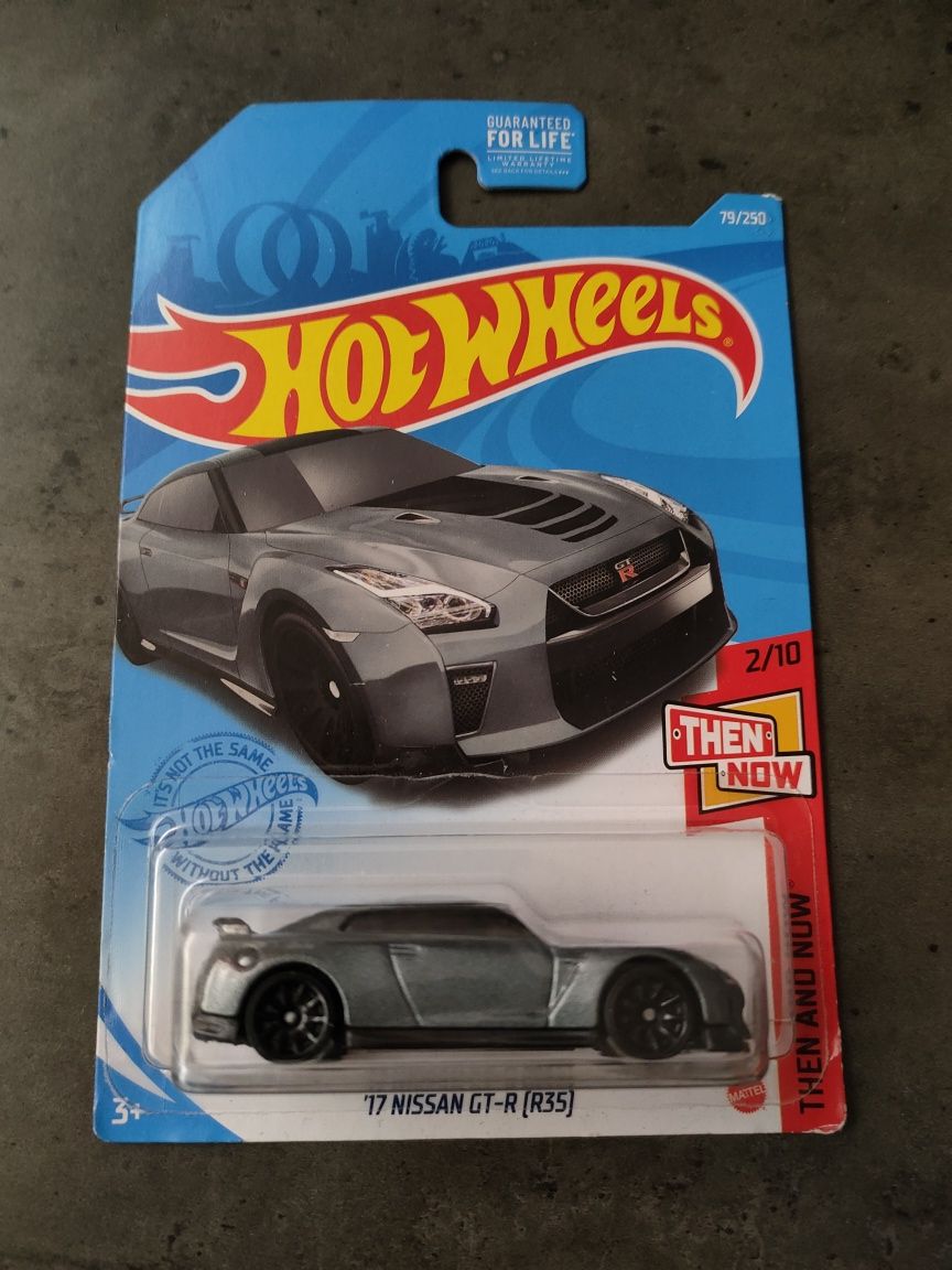 '17 Nissan GT-R R35 Long Card USA Then and Now Hot Wheels 2021 Grey
