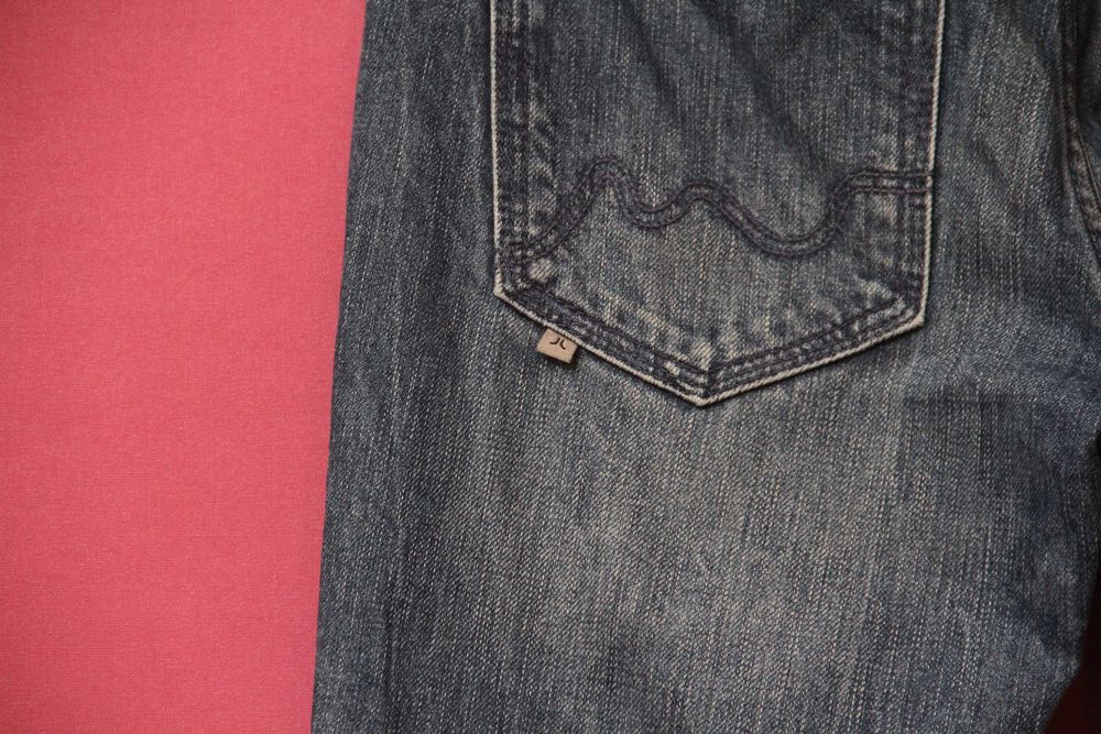 WESC Alessandro 28/32 джинсы зауженые