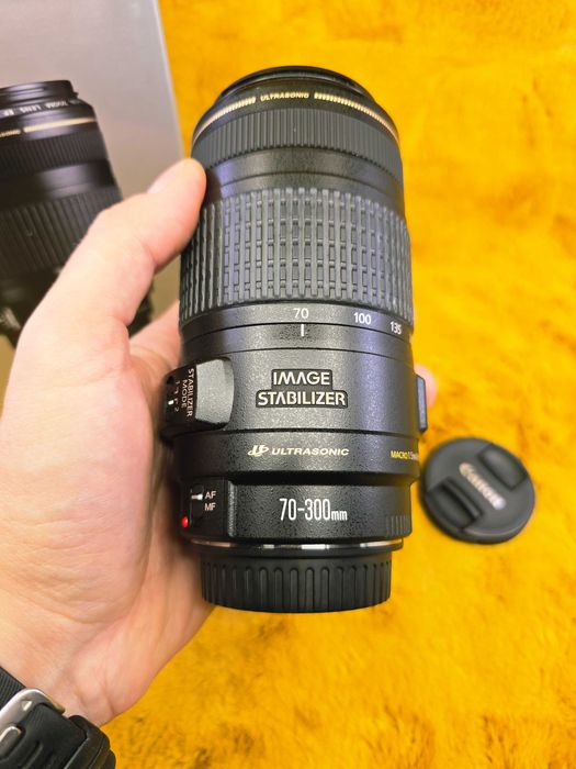 Об'єктив Canon EF 70-300mm f/4-5-6 IS USM - універсальний телезум!