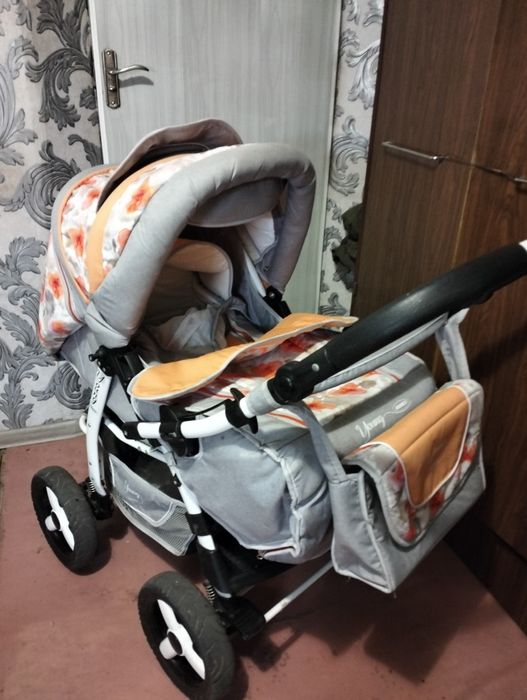 Коляска  , три в одном